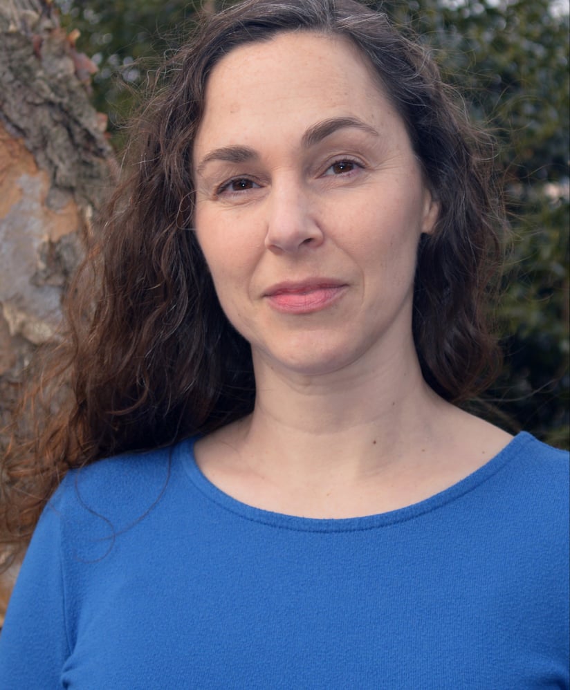 00d1b575-6e5f-43ab-8bd9-af802a6c35b5-profile_picture-Kim-Toscano2-1